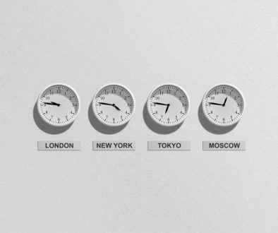 clocks-257911_1920
